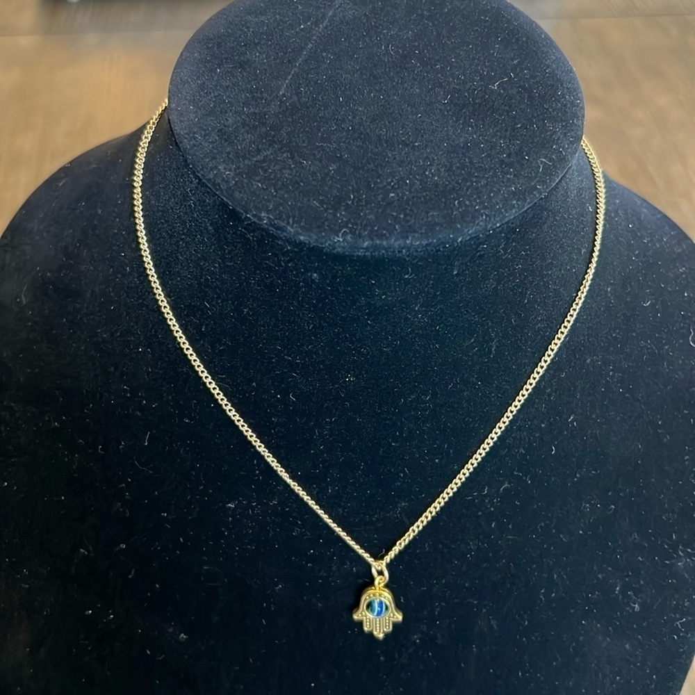 Hamsa lucky hand necklace gold tone, fashion jewelry 8” - Picture 2 of 4
